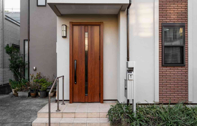 Как выбрать входную дверь: подробный гид для квартиры и частного дома